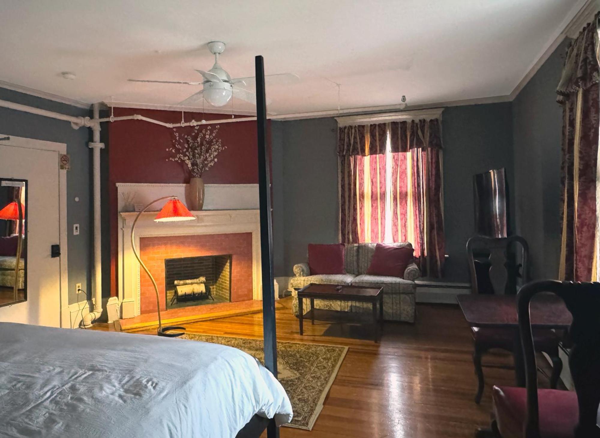 מלון אדאמס The Revival House מראה חיצוני תמונה